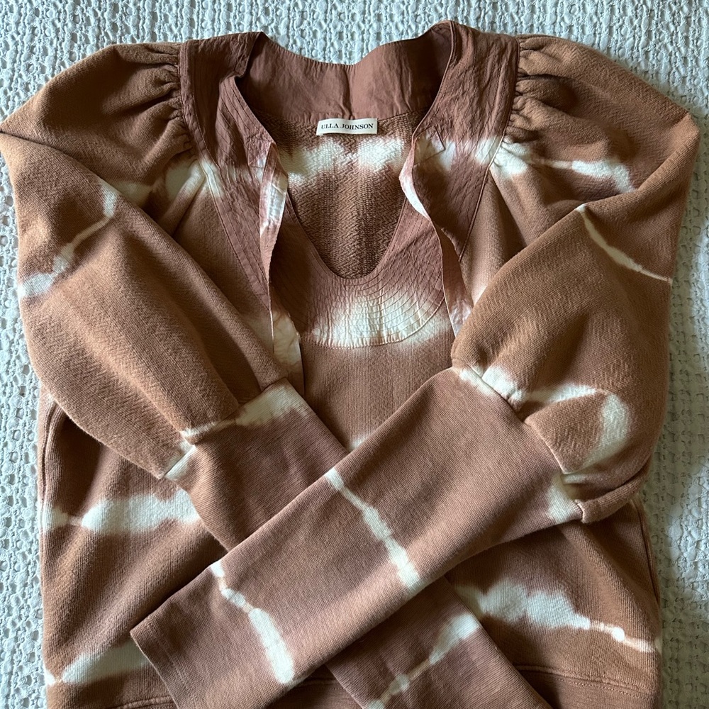 Ulla Johnson puff sleeve tie dye sweatshirt